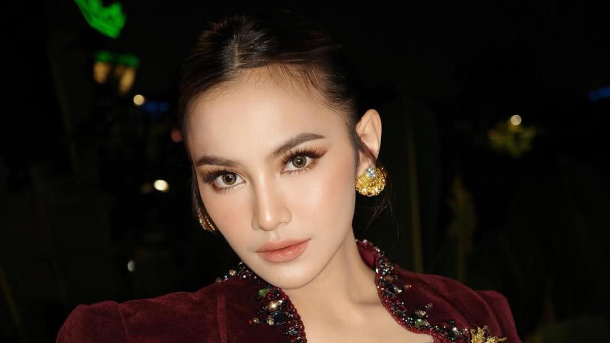6 Potret Tampilan Mahalini Curi Atensi di Ngunduh Mantu Al Ghazali-Alyssa Daguise, Anggun Pakai Bustier Lisa Ju
