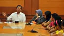 Kepala BNP2TKI, Nusron Wahid saat menghadiri konferensi pers bersama dengan TKI yang disekap PT MAP, Jakarta, Selasa (6/1/2015). (Liputan6.com/Miftahul Hayat)