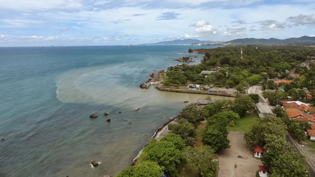 [Bintang] Mercusuar Cikoneng