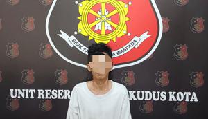 Pelaku ditangkap polisi usai mencuri tiga motor milik warga Kelurahan Wergu Wetan Kudus. (Dok. Istimewa)