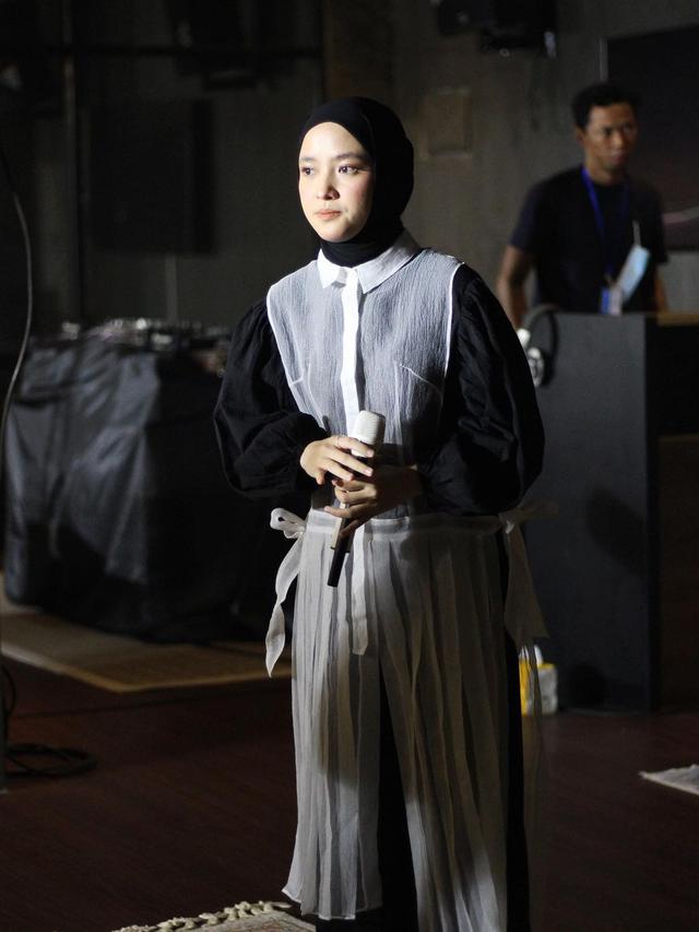 Nissa Sabyan yang Mulai Rutin Manggung