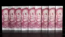 Uang lembaran 100 yuan terlihat dalam gambar ilustrasi di Beijing. Foto diambil pada 11 Juli 2013. Langkah Bank Sentral China pada 11 Agustus 2015 menurunkan nilai tukar yuan terhadap dolar AS langsung membuat pelaku pasar ketakutan. (CHINA OUT AFP PHOTO)