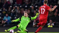 Karius Berambisi Gusur Mignolet Sebagai Kiper Utama Liverpool