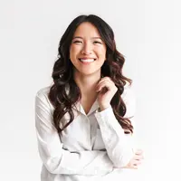 ilustrasi perempuan bahagia/Dean Drobot/Shutterstock