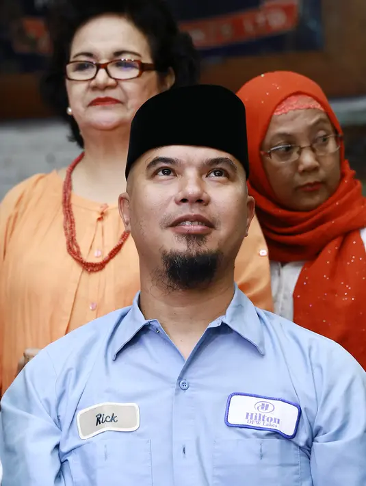 Bagi musisi asal Surabaya ini, Dhani melihat Ahok adalah sosok pemimpin yang suka pamer dengan hasil yang dikerjakan. Suka memamerkan kebaikannya di youtube. (Galih W. Satria/Bintang.com)