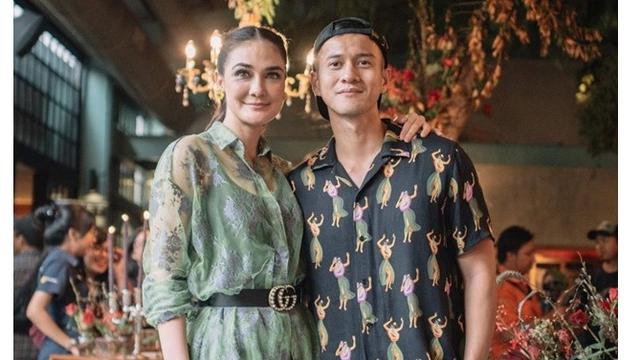7 Momen Kedekatan Luna Maya dan Herjunot Ali, Sering Dijodohkan