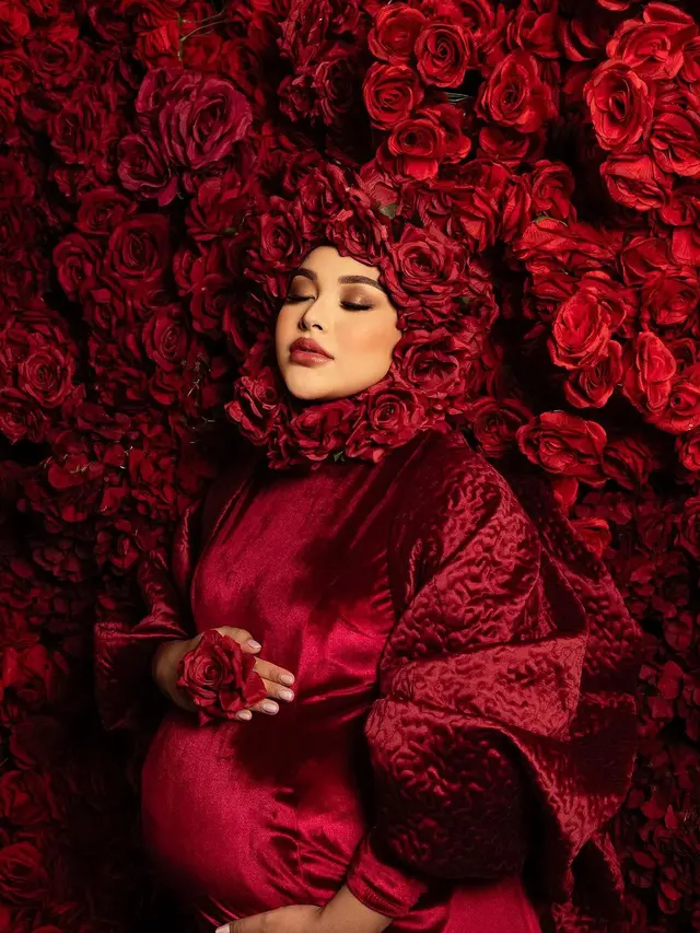 8 Momen Maternity Shoot Aurel Hermansyah di Kehamilan Kedua, Banjir Pujian