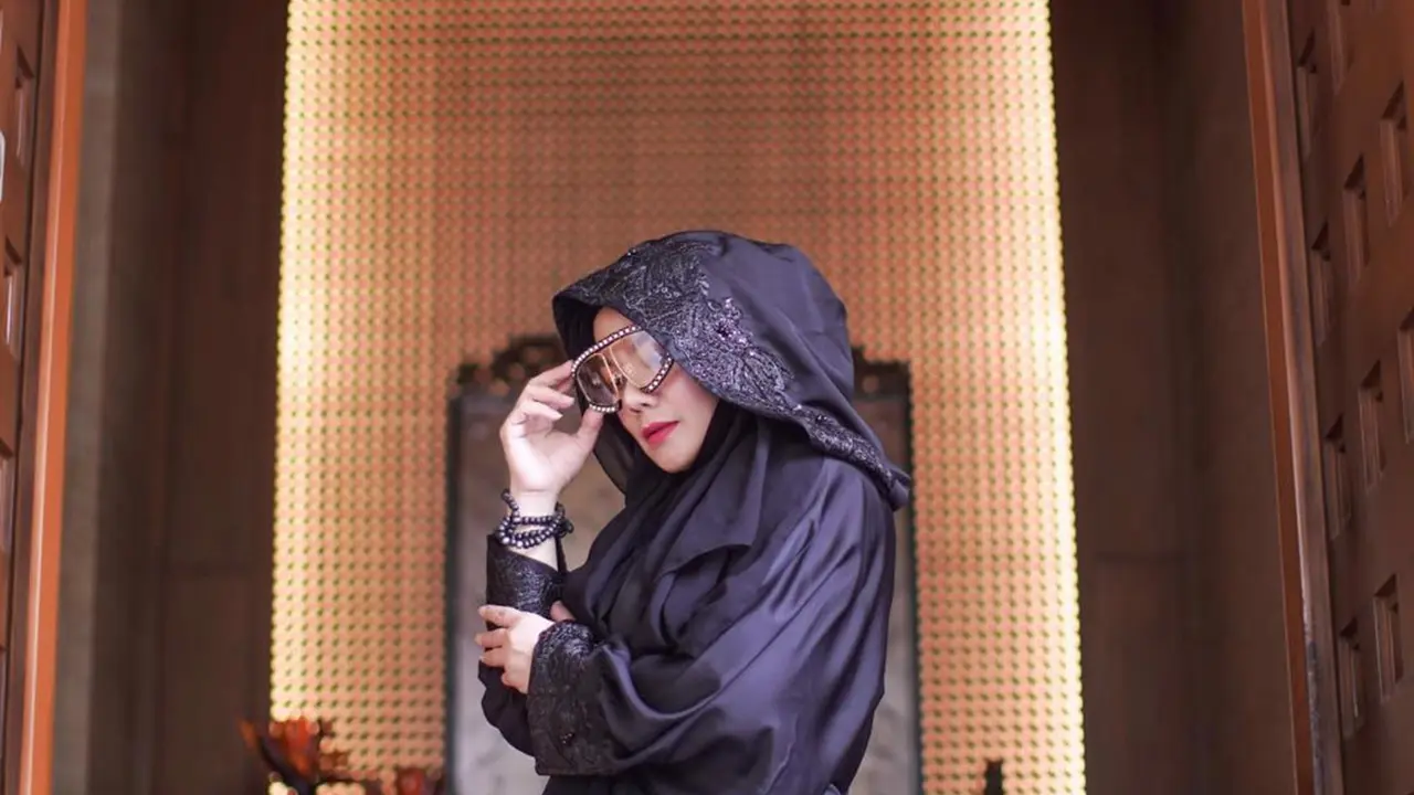 Mewah dan Luas, Ini 6 Potret Rumah Sarita Abdul Mukti yang Kini Dijual