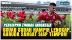Mees Hilgers mengikuti latihan Timnas Indonesia di Stadion Madya, Senayan, Senin (1/6/2026), meski belum masuk daftar 23 pemain pilihan John Herdman untuk laga uji coba melawan Oman. Bek FC Twente itu masih berpeluang masuk skuad Garuda.