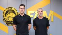 CEO baru Timnas Malaysia, Rob Friend (kiri) (Dok. FAM)