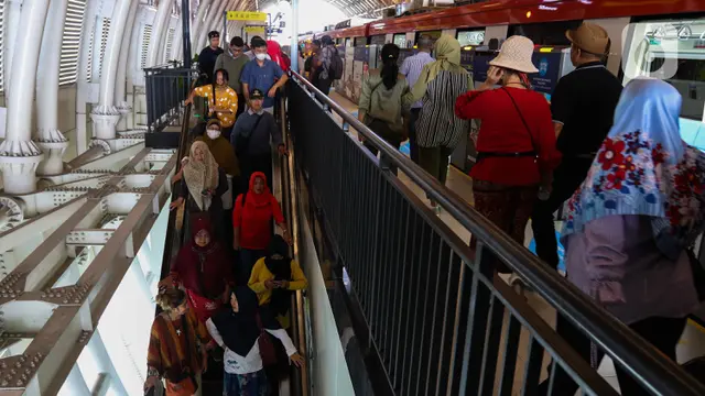 LRT Jabodebek Resmi Beroperasi