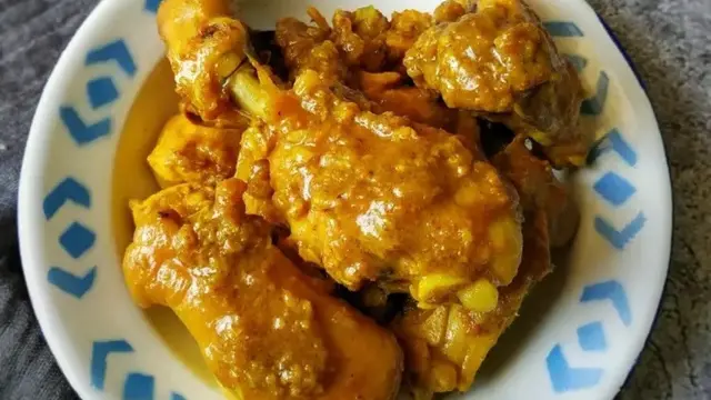 Resep ayam ungkep bumbu ketumbar untuk jadi menu sahur. (dok. Cookpad @OmahNunie)