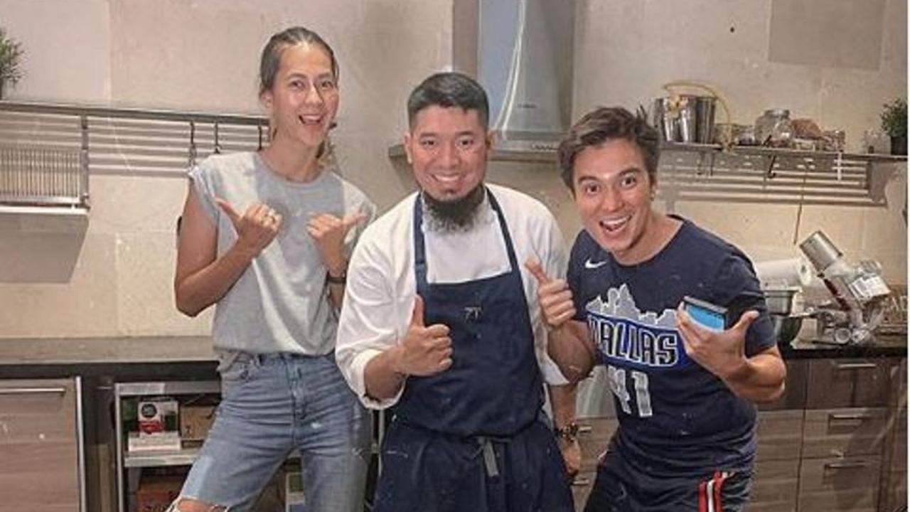 Menengok Dapur Paula Verhoeven, Bernuansa Kayu dan Bikin Betah Masak