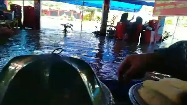 kondisi salah satu desa saat banjir menerjang wilayah Kolaka.(Liputan6.com/dok warga)