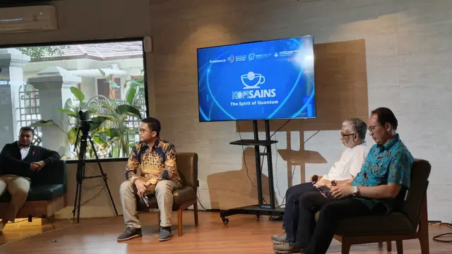 Sesi QnA (tanya-jawab) acara Kopisains: The Spirit of Quantum di Jakarta.