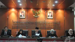 Dewan Kehormatan Penyelenggara Pemilu (DKPP) menggelar sidang putusan pelanggaran kode etik Dewan Penyelenggara Pemilu, Jakarta, Selasa (11/11/2014) (Liputan6.com/Herman Zakharia)