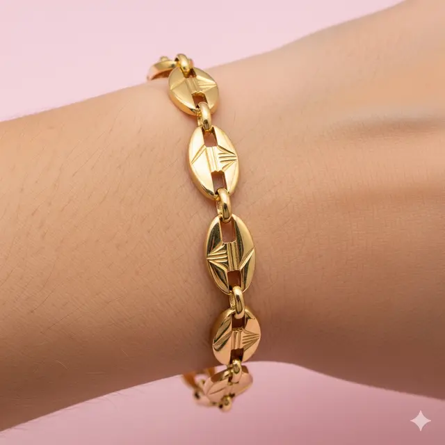 Model Gelang Emas Motif Ukiran Klasik Modern Terbaik 2025. (Gemini)