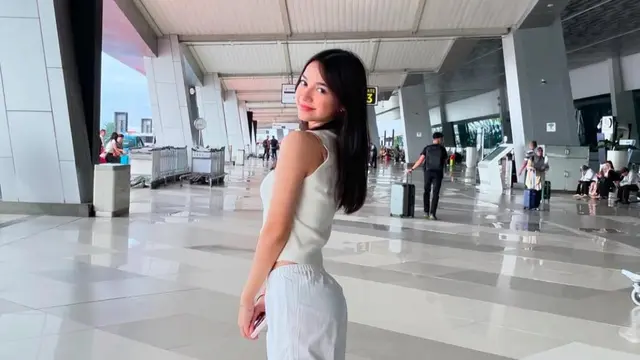 Sydney Azkassya Yusuf curi perhatian dengan wajah cantiknya. (credit:instagram.com/sydneyazkassya)