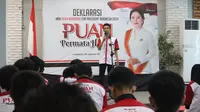 Sejumlah ratusan orang yang mengatas namakan Relawan Puan Permataku, mendeklarasikan dukungannya kepada Ketua DPR RI Puan Maharani sebagai calon presiden (capres) 2024 pada Minggu (28/8/2022). (Dok. Liputan6.com)