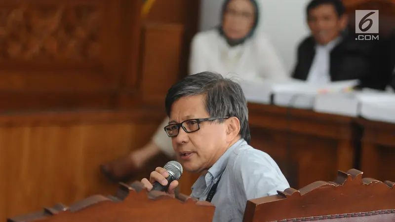 Rocky Gerung dan Tompi Jadi Saksi Persidangan Ratna Sarumpaet