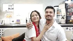 Chicco Jerikho dan Putri Marino makin terlihat mesra. Kemesraan keduanya membuat warganet baper.