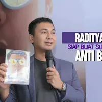 Raditya Dika ingin buat karakter superhero yang seperti ini.