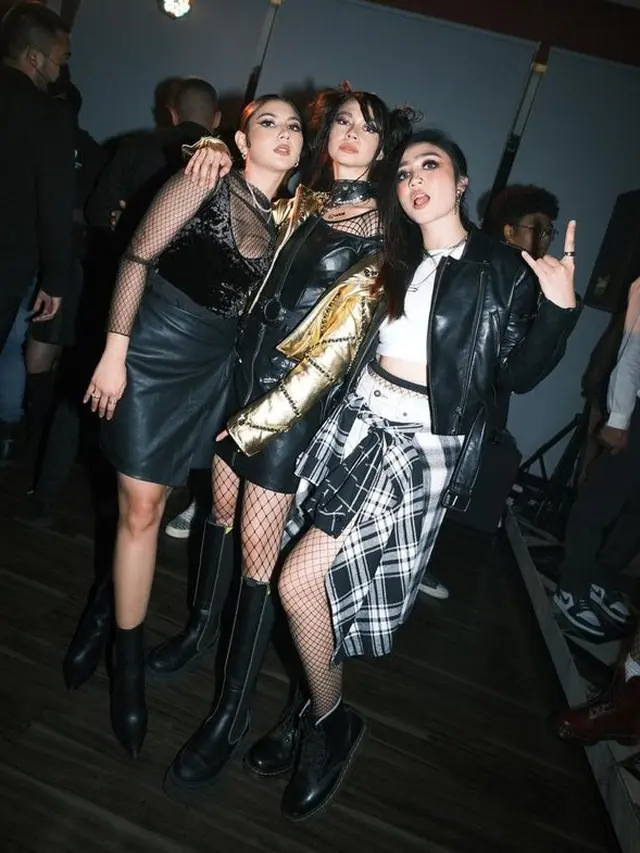 [Fimela] Enzy Storia