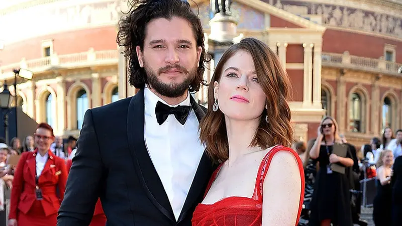 Kit Harington dan Rose Leslie