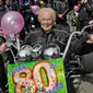 Sheila Hurst nenek 80 tahun di motor gede. Sumber: Cascade News
