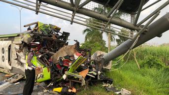 Daftar Lengkap Korban Meninggal dan Luka Kecelakaan Bus Maut di Tol Sumo