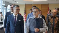 Menteri Perdagangan Republik Indonesia (Mendag RI) Zulkifli Hasan bertemu dengan Menteri Investasi, Perdagangan, dan Industri Malaysia, Tengku Datuk Seri Utama Zafrul Bin Tengku Abdul Aziz di Kuala Lumpur, Malaysia, Rabu (7/6/2023). (Istimewa)