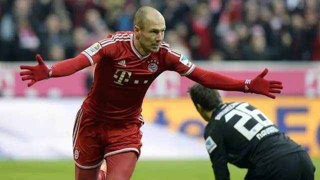Berikut video selebrasi terburuk Bundesliga Jerman dari channel youtube Bundesliga. Selebrasi Robben di pertandingan Bayern Munchen vs Eintracht Braunschweig pada musim 2013/2014 masuk dalam nominasi tersebut.