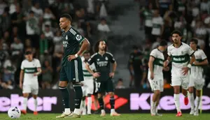 Ketika Real Madrid Sedang Kesulitan, Kylian Mbappe Malah Bicara Ballon d'Or