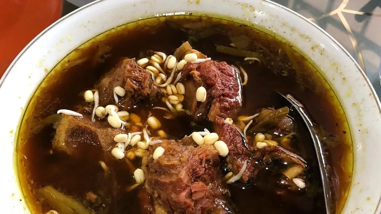 Rawon iga