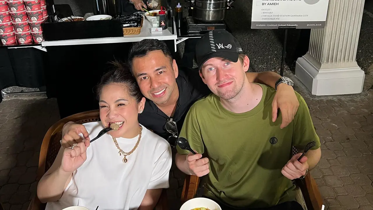 Raffi Ahmad Ajak DJ Internasional Alan Walker ke Andara, Suguhkan Mie Kocok, Sate, hingga Kue Cubit
