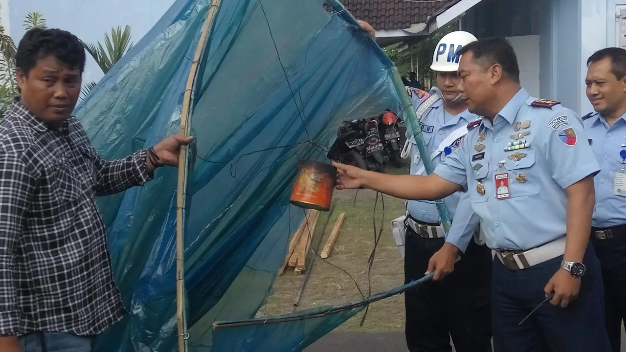 Balon Udara yang Ancam Penerbangan Jatuh di Markas Paskhas TNI AU