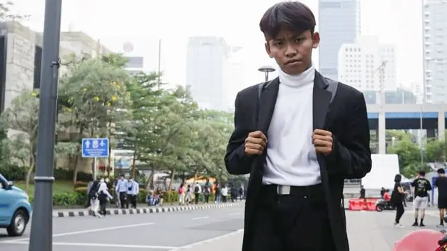 Kini Terkenal, Ini 6 Potret Roy 'ABG Citayam' yang Sempat Tolak Beasiswa dari Sandiaga Uno