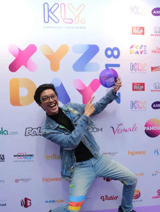 Content creator spesialis pembuat stop motion video, Aulion mengaku tak menyangka bisa menyabet penghargaan tersebut. Puji syukur diucapkan saat menerima penghargaan. (Adrian Putra/Bintang.com)