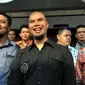 Ahmad Dhani bersama pengacaranya, Ramdan Alamsyah. (Liputan6.com/Panji Diksana)