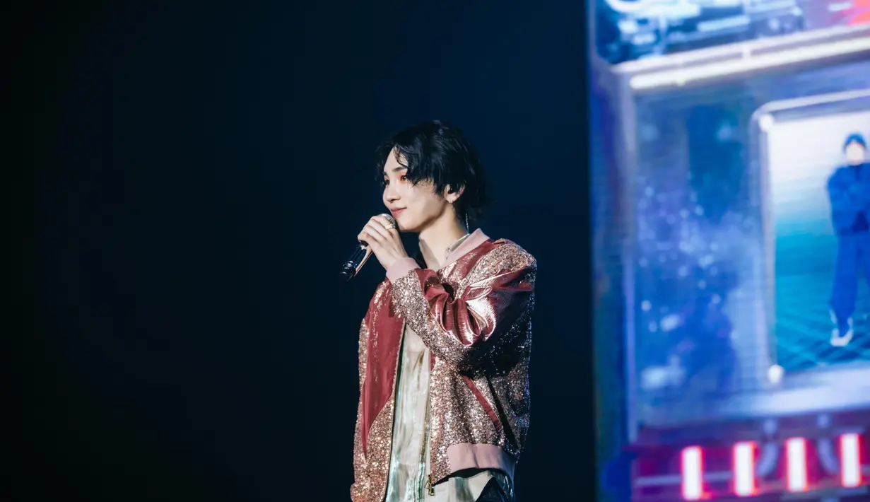 Sebelum mengakhiri konsernya, Key berjanji untuk selalu menjaga kesehatan agar bisa melewati momen indah lebih lama lagi bersama para penggemarnya. (Foto: via CK Star Entertainment)