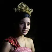 Pemeran sinetron Kirana Larasati selain sibuk menjalani syuting juga masih mengikuti sidang cerai. Seperti diketahui, ibu seorang anak itu telah melayangkan gugatan cerai pada suaminya, Tama Gandjar 21 April Silam. (Nurwahyunan/Bintang.com)