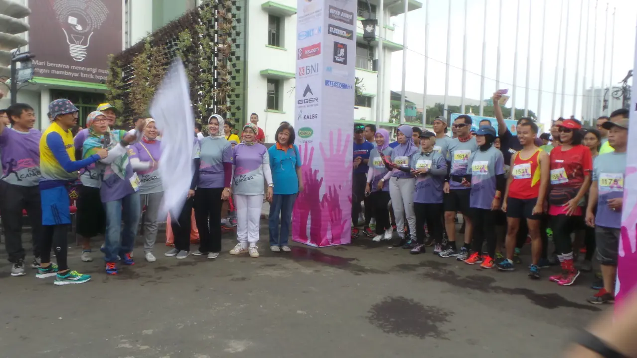 Lari 5K Bersama untuk Dukung Survivor Kanker