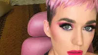 Katy Perry Ganti Warna Rambut Hanya 5 Menit