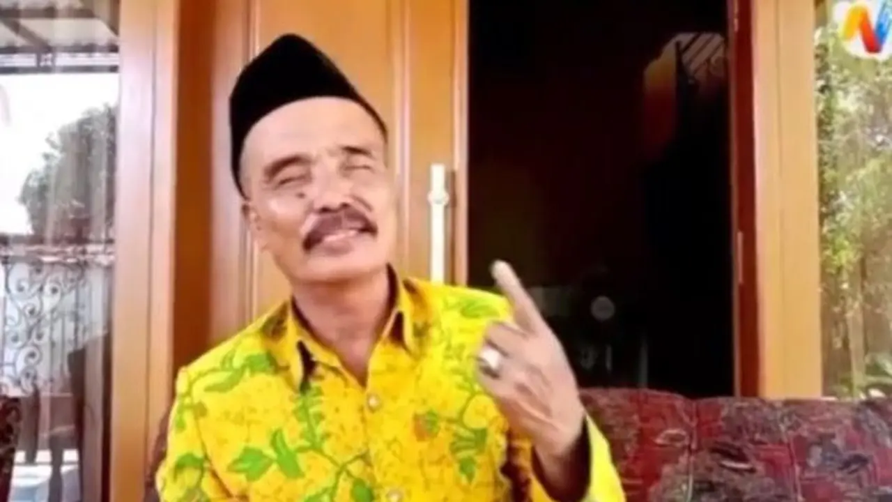 Mohammad Arif, guru Madrasah Aliyah Negeri (MAN) 1 di Pamekasan dimutasi karena menolak aturan toilet berbayar. (Istimewa)