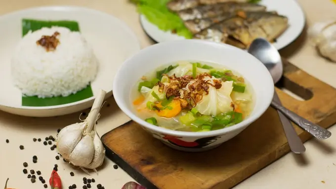 Ilustrasi nasi sayur sop