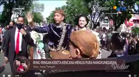 Sepuluh Kereta Kencana Iringi Kaesang Pangarep-Erina Gudono Hingga Jokowi-Iriana dari Loji Gandrung ke Pura Mangkunegaran. (vidio.com/sctv)