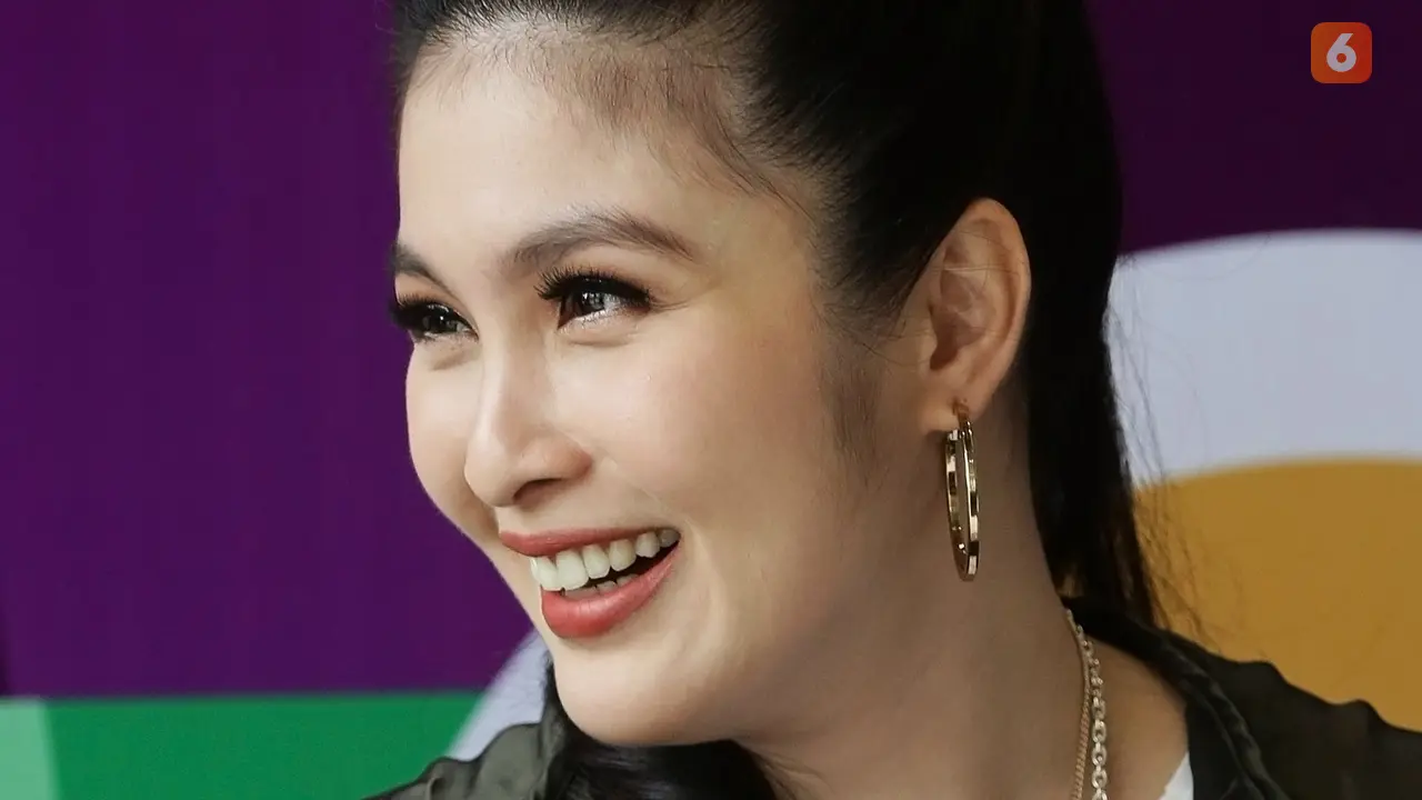 [Fimela] Sandra Dewi
