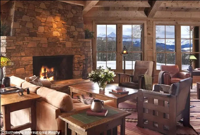 Rumah Tom Cruise. (foto: Dailymail.co.uk)