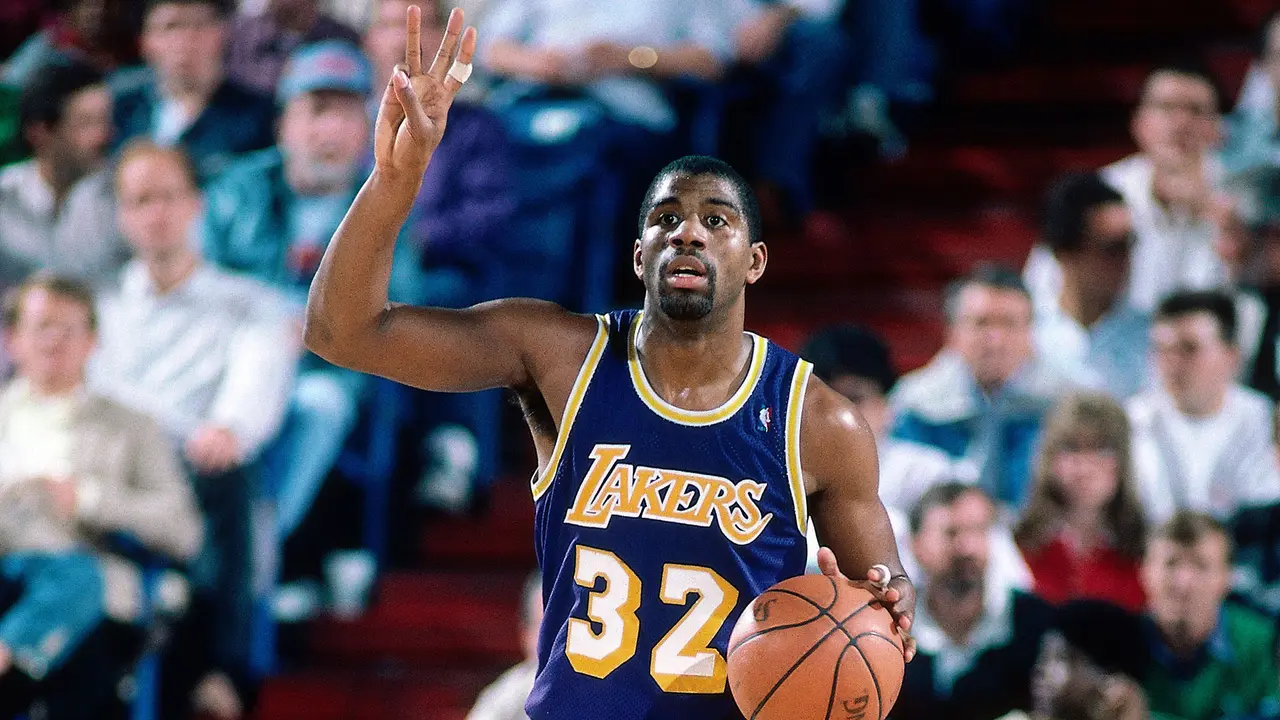 Earvin Johnson. Tangkapan layar, sumber: situs resmi laman (nba.com)