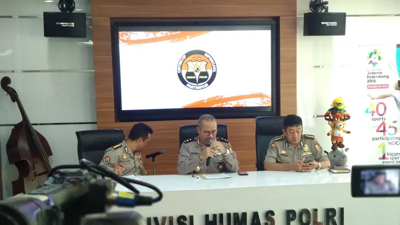 Seorang Polisi Ditikam Orang Tak Dikenal di Depan Mako Brimob